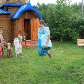 День рождения СДЖ в Русской деревне 2012
