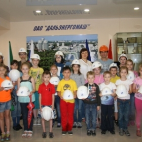 В Хабаровске проходит цикл профориентационных мероприятий для школьников